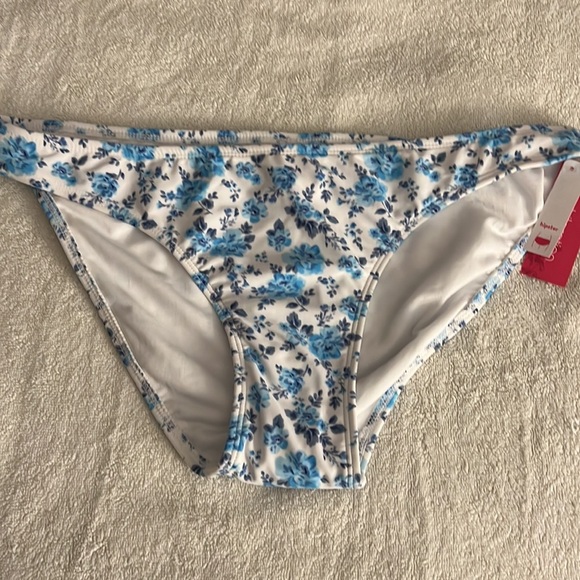 Ladies bikini - Picture 2 of 9